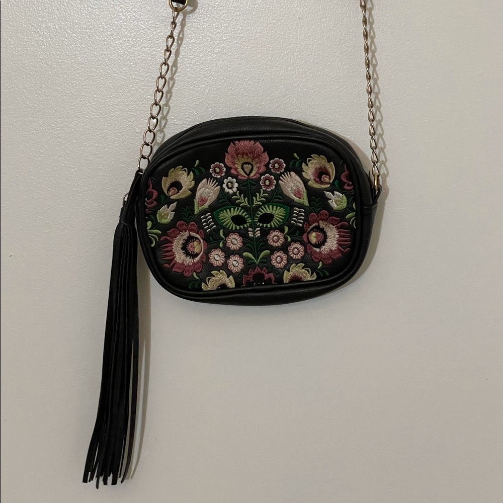 Vintage Embroidered Crossbody Bag - Picture 3 of 5
